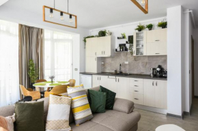 Apartel Sunny Green
